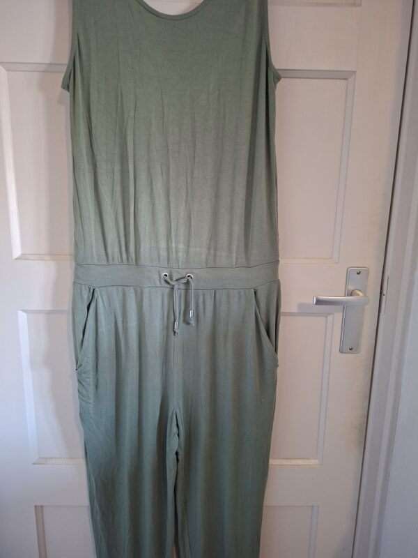 Stijlvolle SAPPH Lounge Jumpsuit - Zachtgroen (Maat L) (98.)
