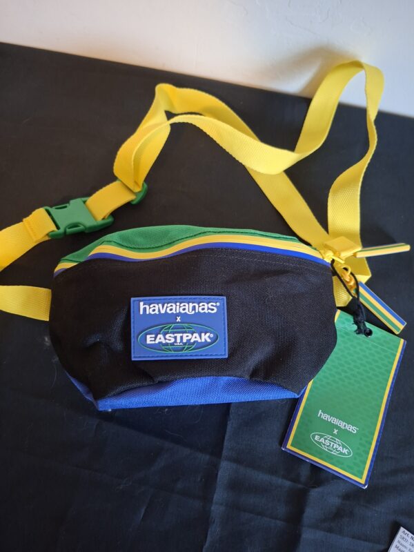 20260122_161408 Eastpak x Havaianas Springer Heuptas (Nieuw met kaartje) - (92.)