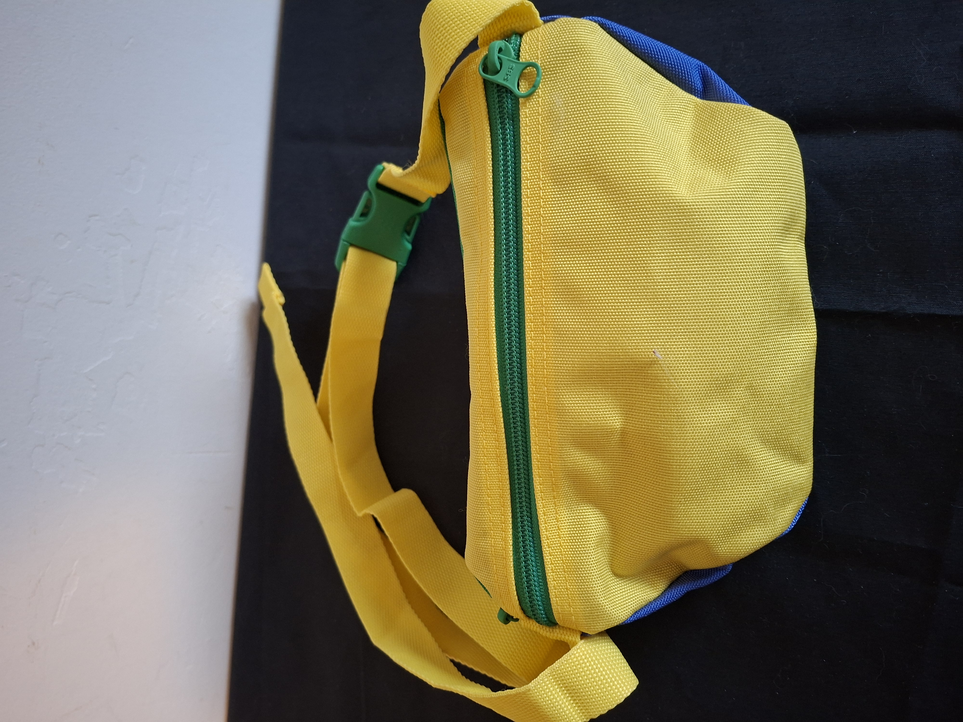 20260122_161733 Eastpak x Havaianas Springer Heuptas - (91.)