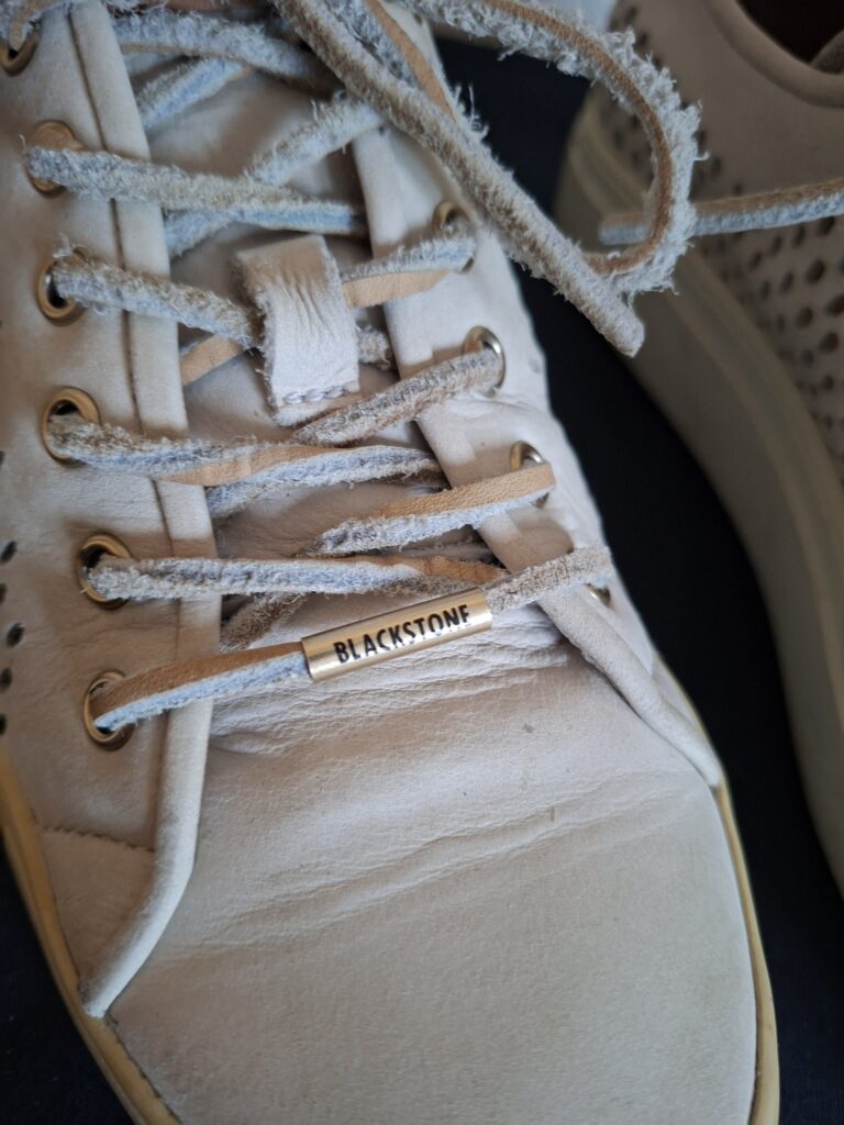 20260122_161929 BLACKSTONE beige suède open sneakers - maat 39 (27.)