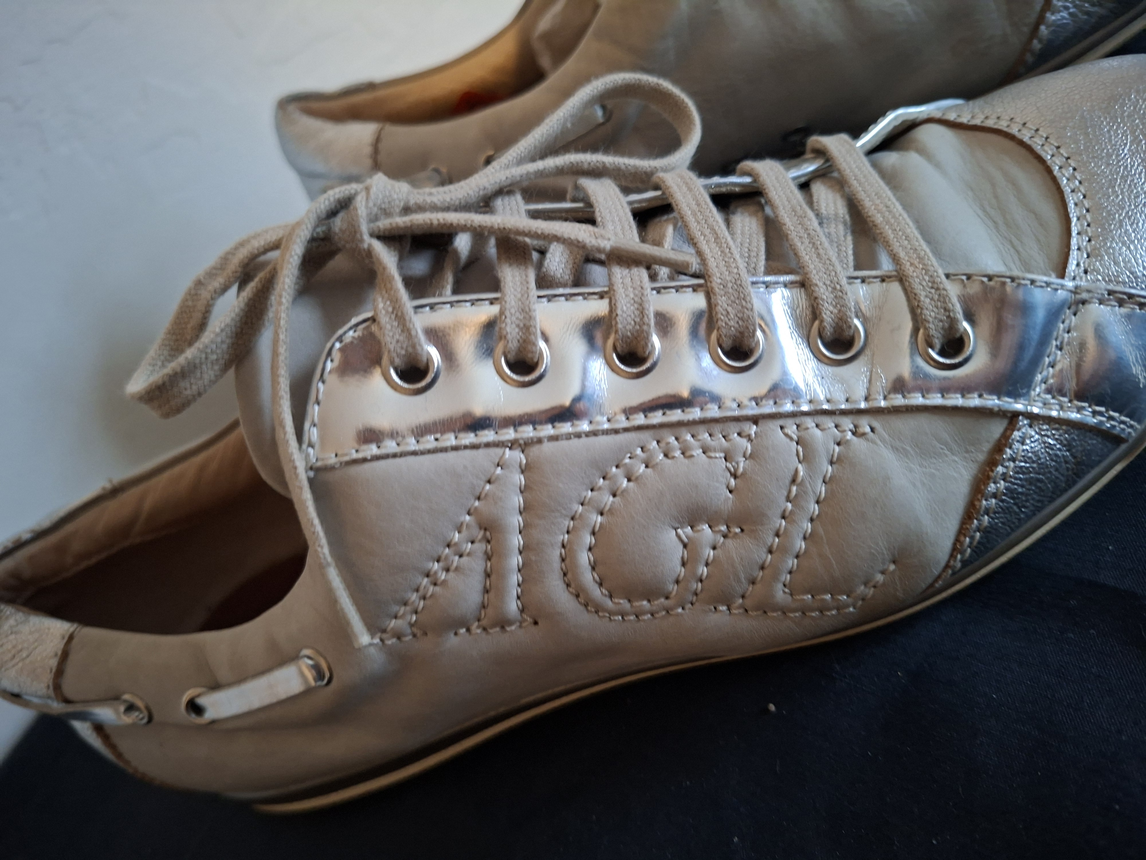 AGL zilver/leverkleurige leren sneakers - maat 39 (24.)