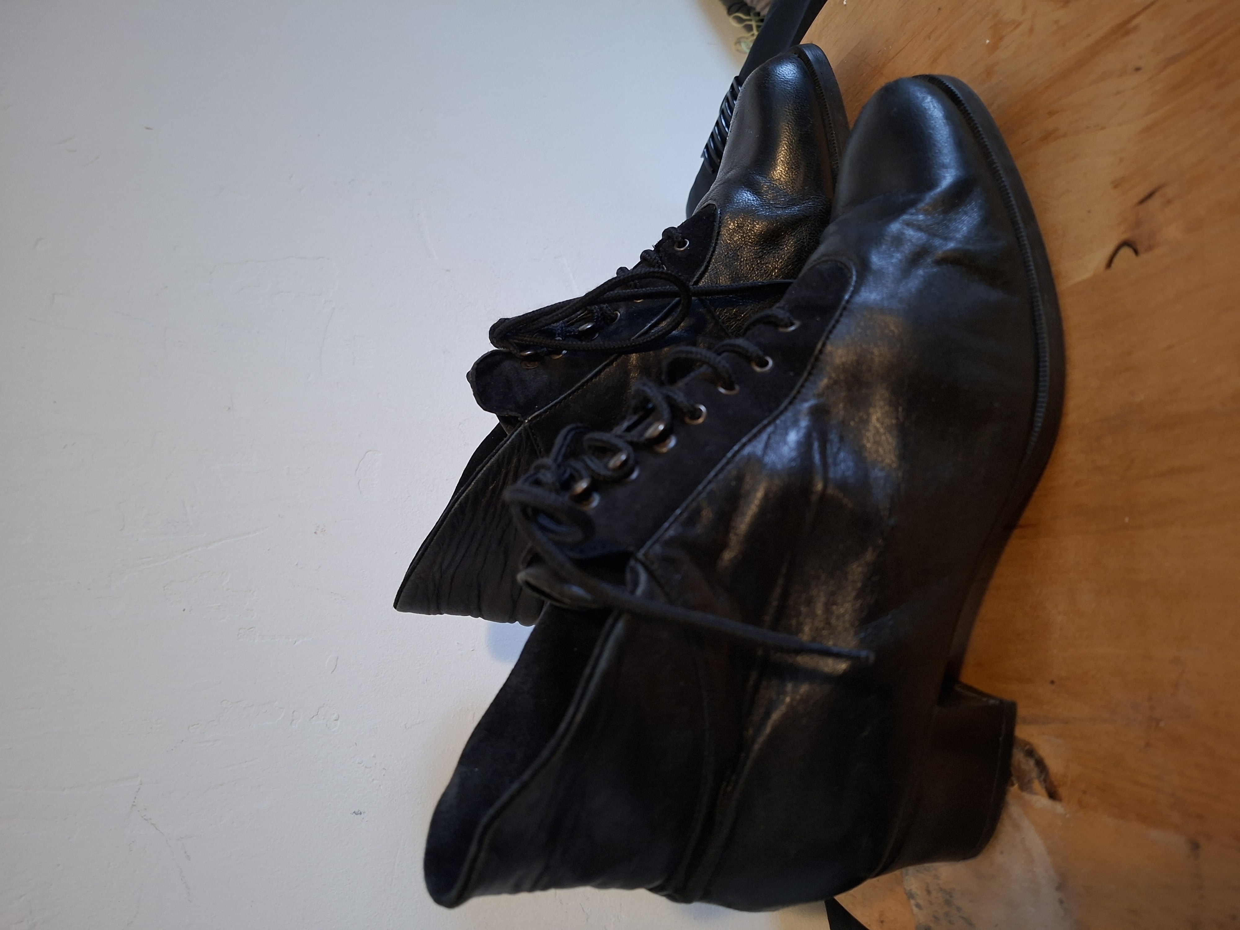 Zwarte leren enkellaarsjes met veters - maat 38 (31.)