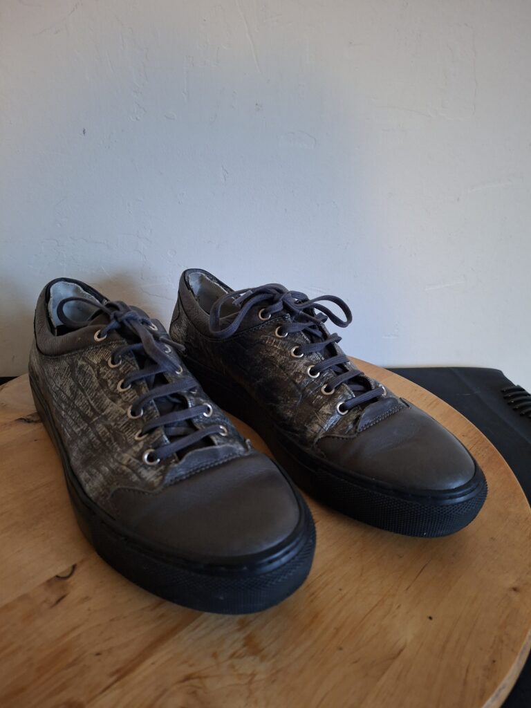 Jan Jansen zilver/donkergrijze leren sneakers - maat 38 (26.)