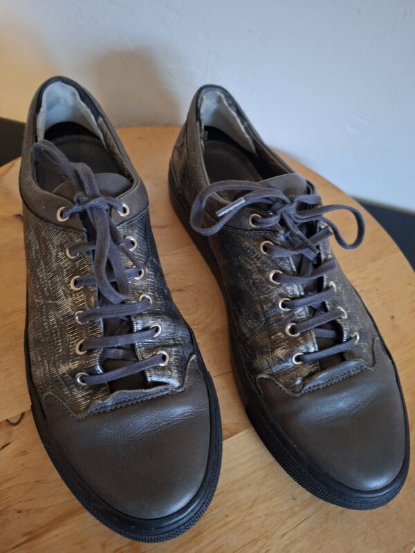 20260122_163155 Jan Jansen zilver/donkergrijze leren sneakers - maat 38 (26.)