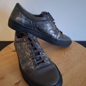 Jan Jansen zilver/donkergrijze leren sneakers - maat 38 (26.)