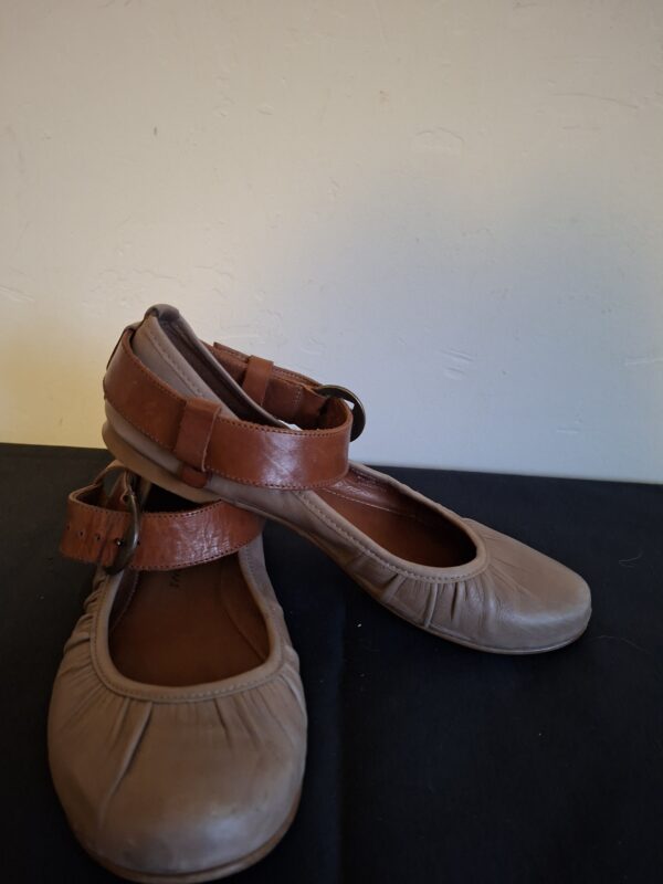 Dick Boons bruine/taupe ballerina's met enkelband - maat 38 (78.)