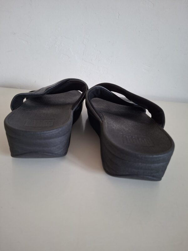 FitFlop zwarte leren slippers met gekruiste bandjes - maat 37 (25.)