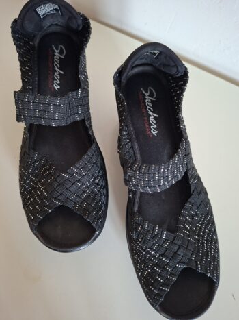 Skechers zwarte gevlochten ballerina's met open teen - maat 38 (28.)