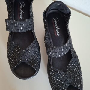 Skechers zwarte gevlochten ballerina's met open teen - maat 38