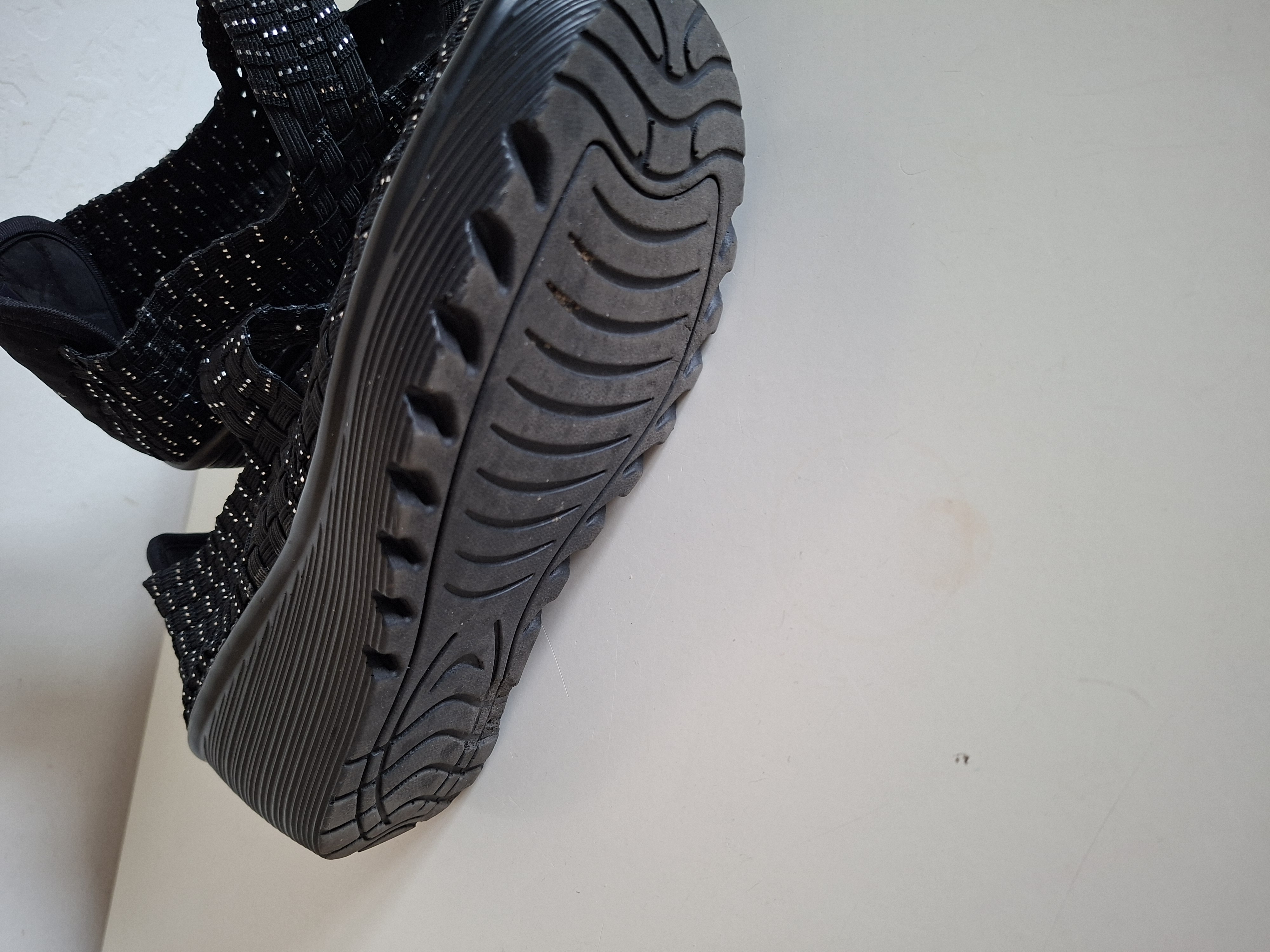 Skechers zwarte gevlochten ballerina's met open teen - maat 38 (28.)