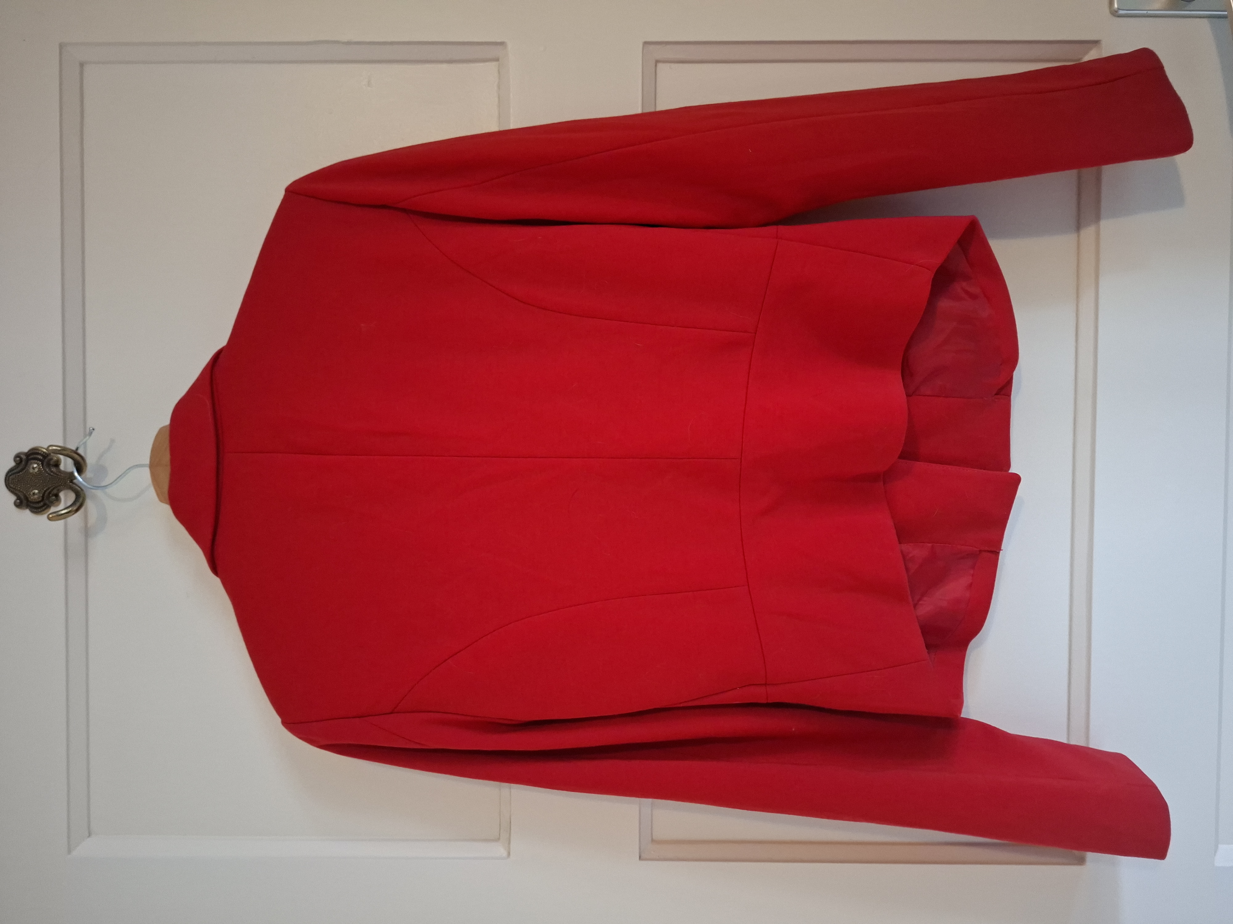 ONLY felrode blazer met ritsdetails - maat 36 (114.)