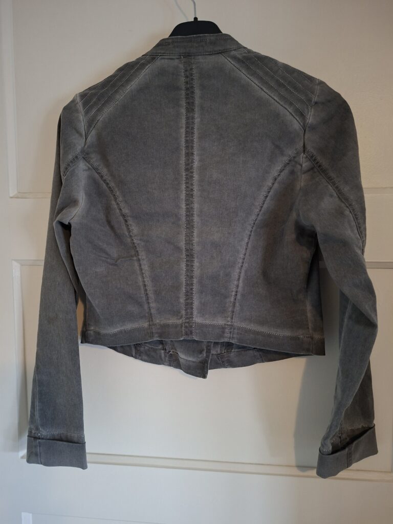 Steps grijze bikerjack met asymmetrische rits - maat 36 (105.)