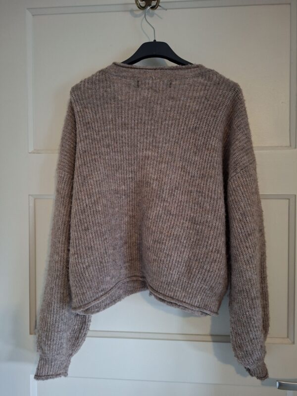 20260123_143443 Vero Moda taupe gemeleerd vest met V-hals en houten knopen - maat S (142.)