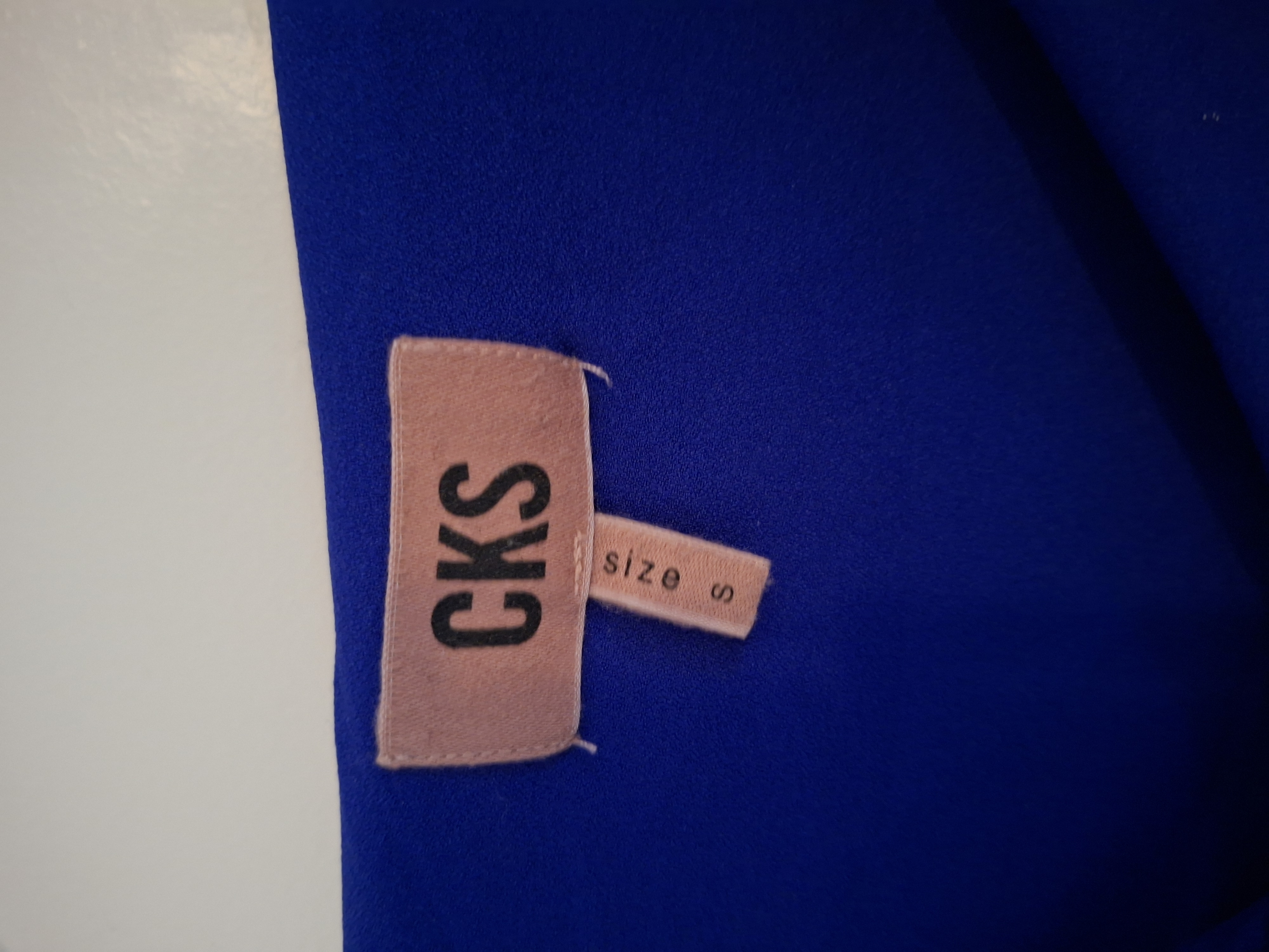 CKS kobaltblauwe jurk met 3/4 mouwen en watervalhals - maat S (90.)