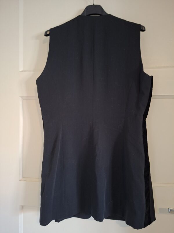 20260123_153508 Cartoon lang zwart gilet met grijze panelen - maat 36 (55.)