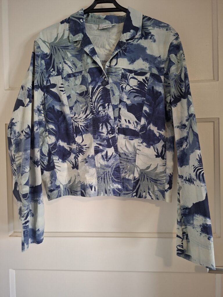 Voglia denim jasje met tropische print blauw/groen - maat 38 (56.)