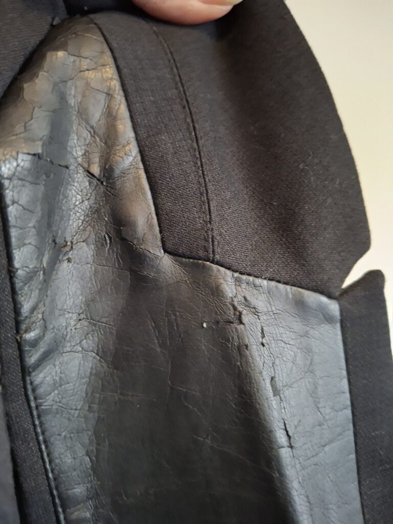 Only zwart gilet met leren panelen - maat 38 (108.)