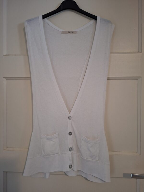 Fluxus wit mouwloos lang hesje met zakken - maat L (128.)