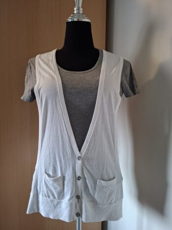 Fluxus wit mouwloos lang hesje met zakken - maat L (128.)