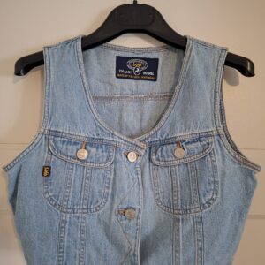 Lois kort mouwloos denim jasje cropped - maat S (58.)