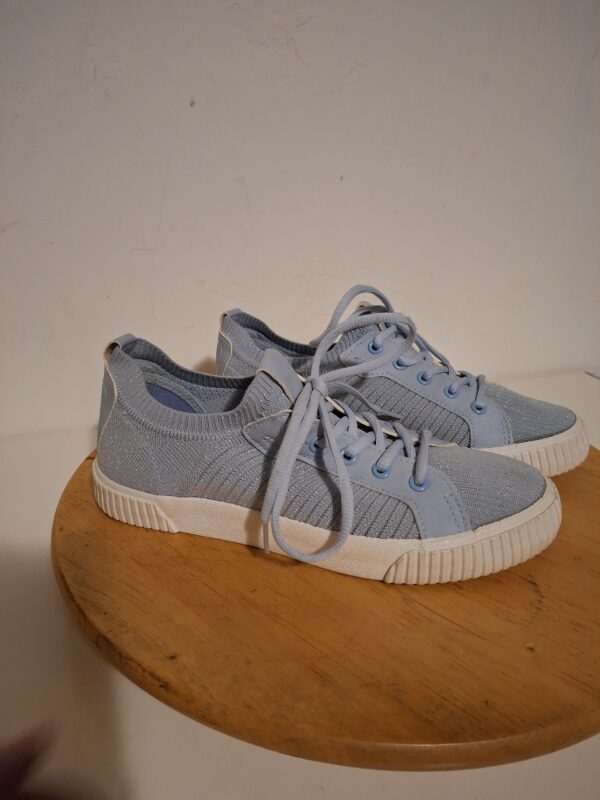 20260123_182128 Grijsblauwe sneakers met glitters maat 39