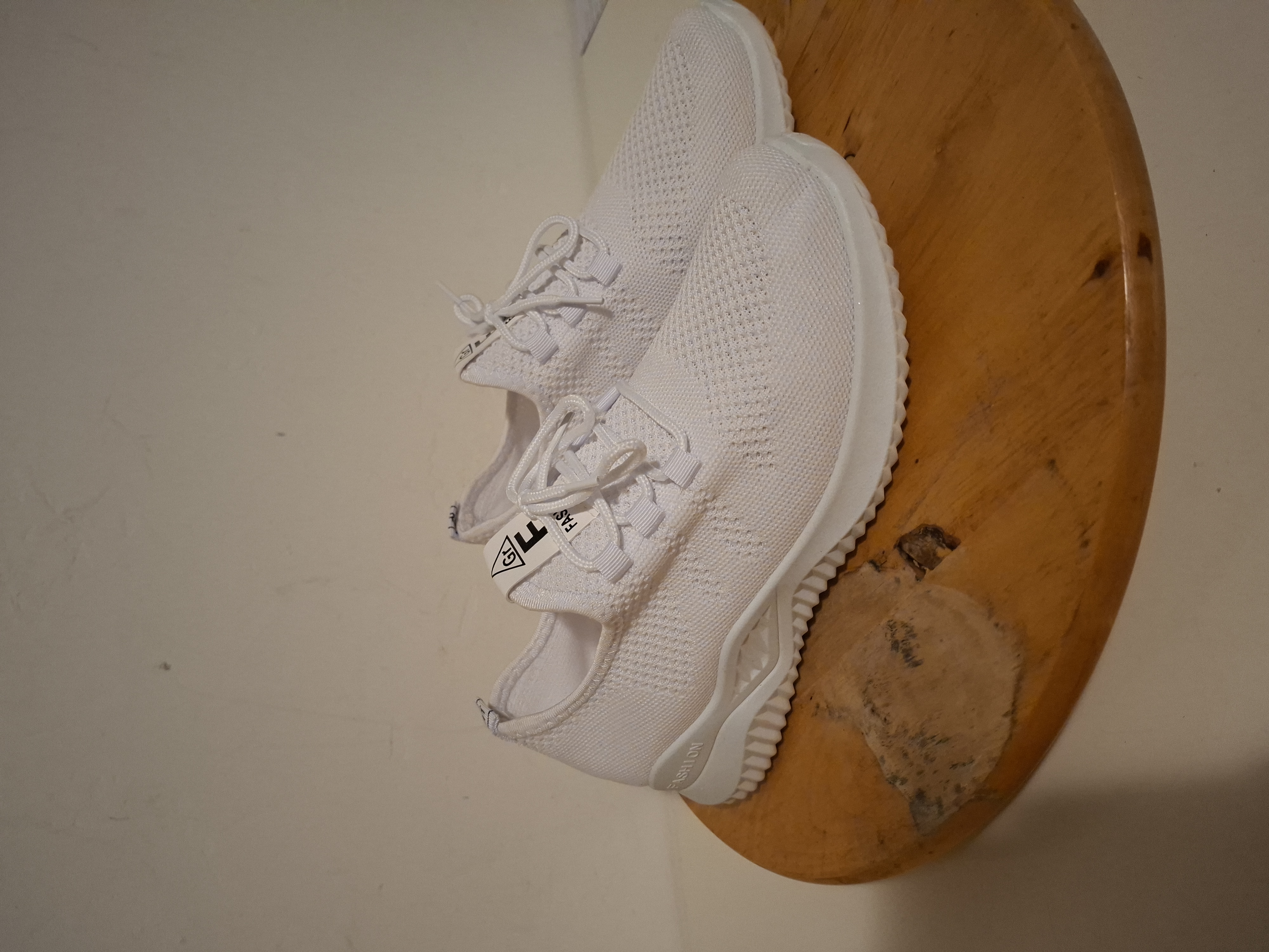 Witte mesh sneakers maat 38/39 nieuw