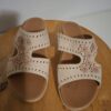 20260123_182849 Beige slippers met bloemetjes maat 39