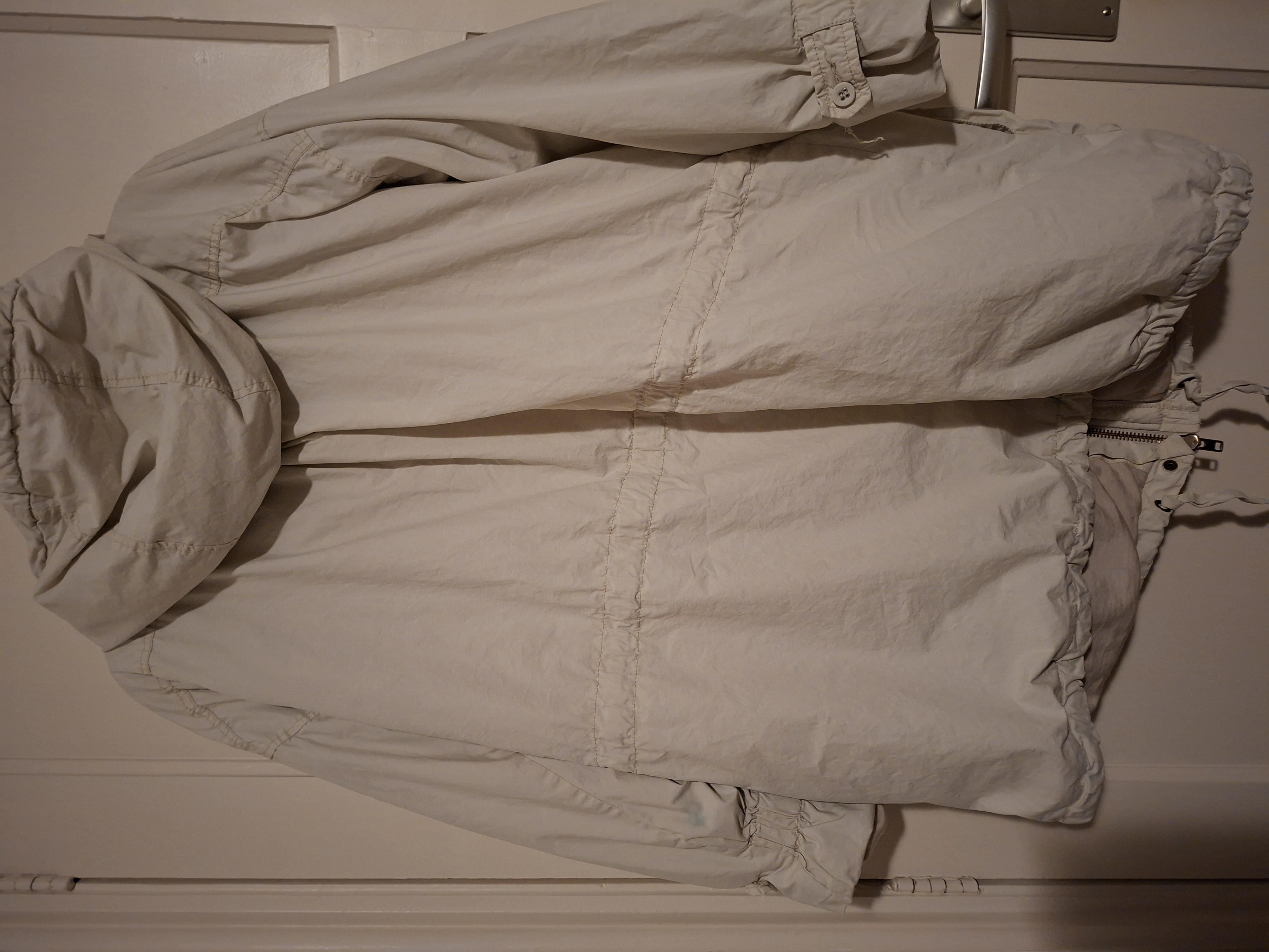 COS witte winterjas met dons en capuchon - maat S (139.)