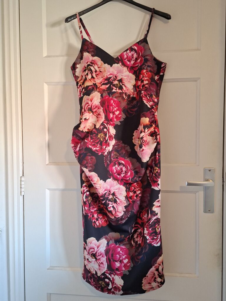 ASOS jurk met bloemenprint zwart/roze/rood