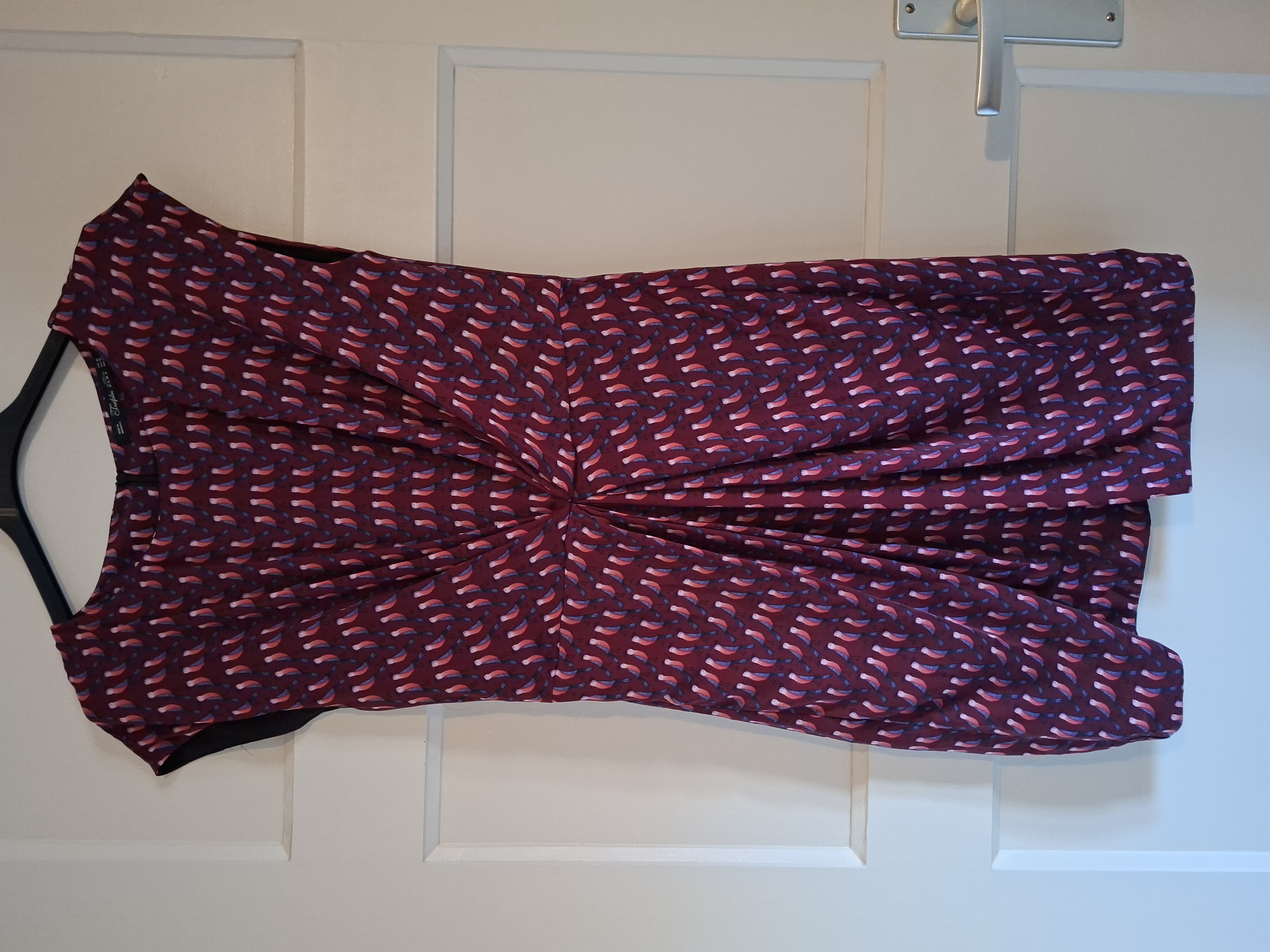 Zara jurk bordeaux met roze vogeltjes maat M (39.)