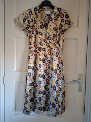 Mandarin & Mint overslagjurk bloemenprint maat 36 (42.)