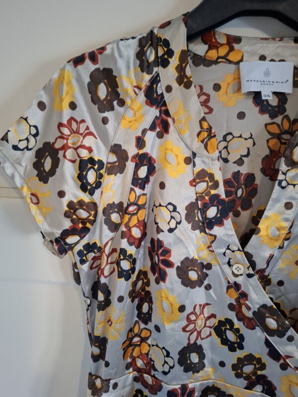 Mandarin & Mint overslagjurk bloemenprint maat 36 (42.)