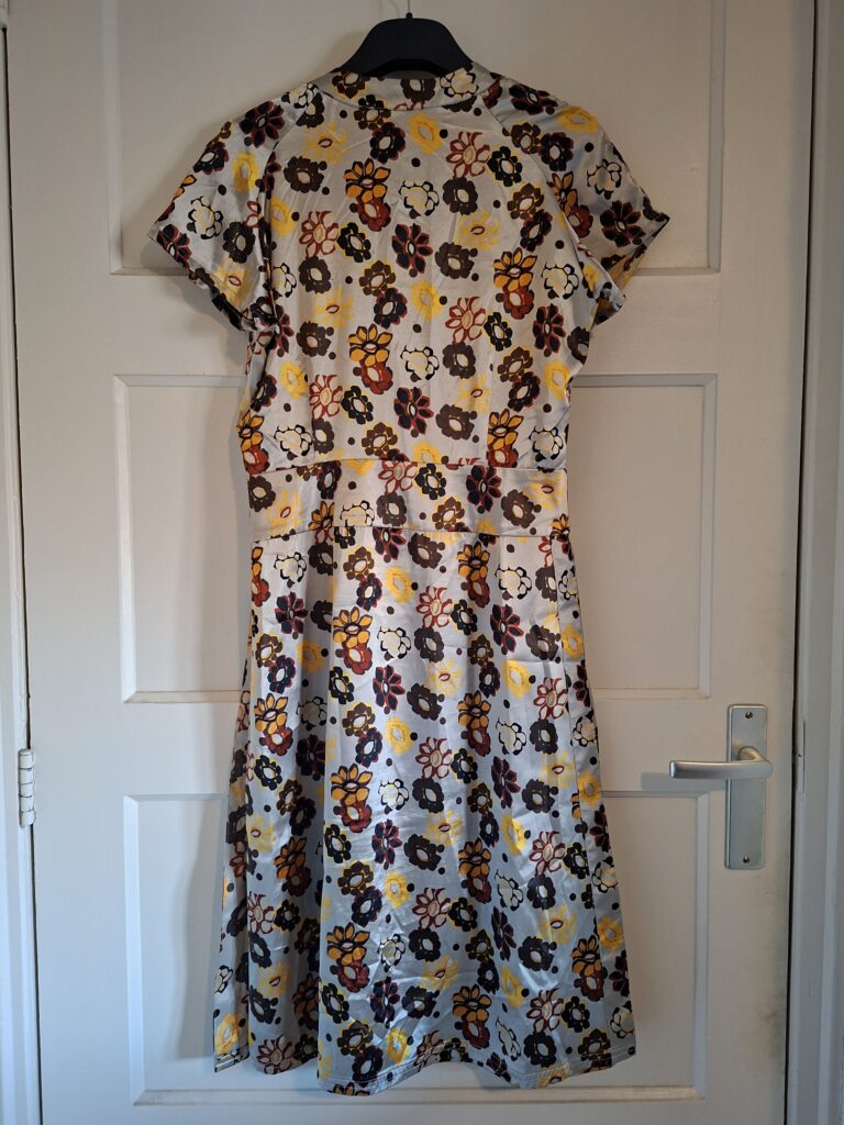 Mandarin & Mint overslagjurk bloemenprint maat 36 (42.)