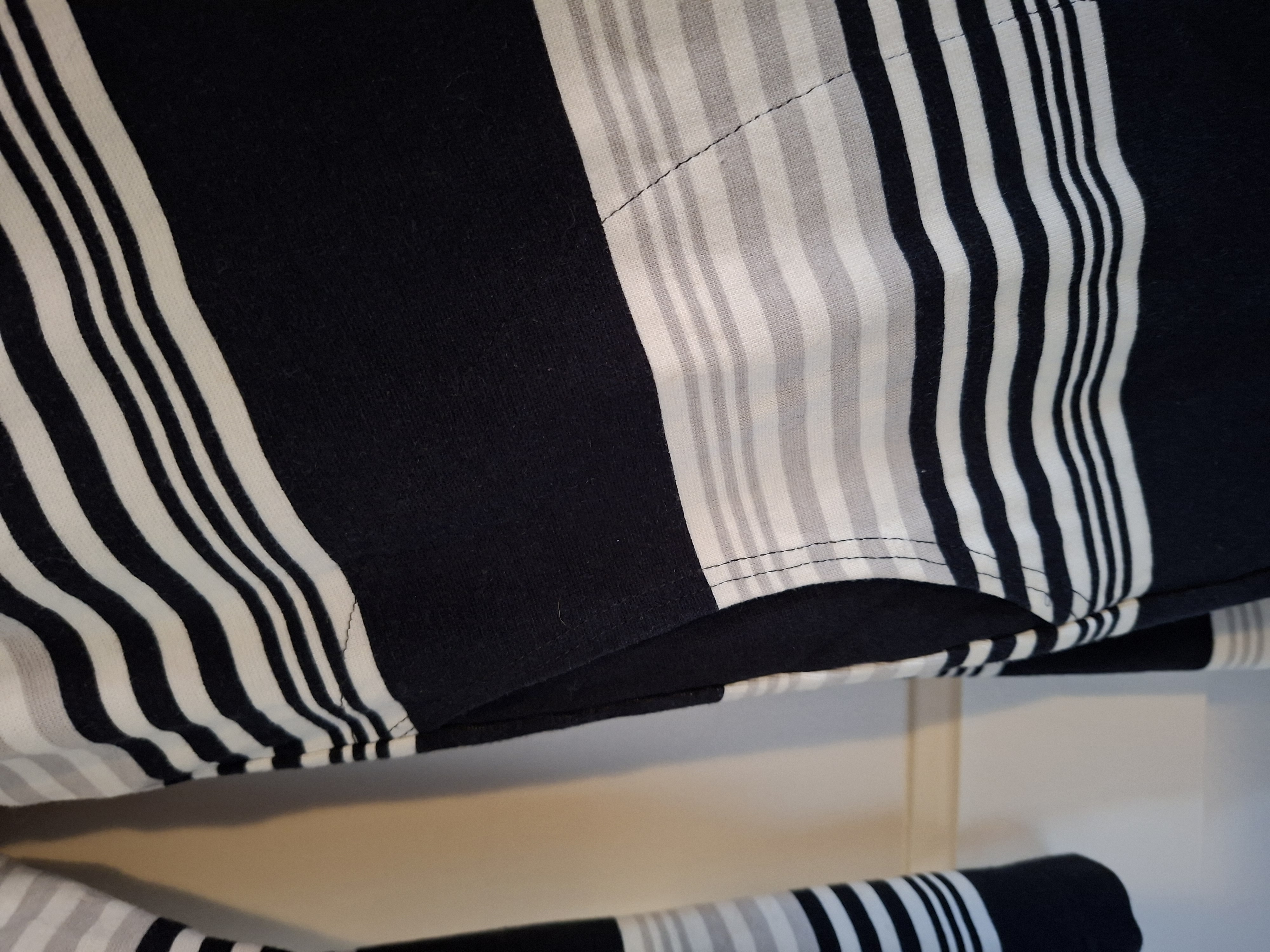 Nanso zwart wit grijs gestreept lang vest maat L