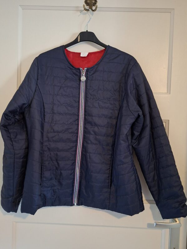 Vent Nautic donkerblauw gewatteerde jas met rode voering maat M