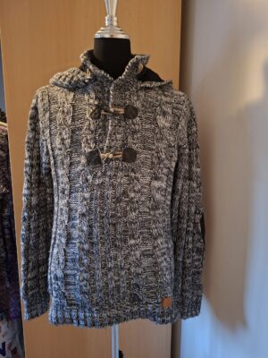 Young & Rich gebreide trui met capuchon maat L