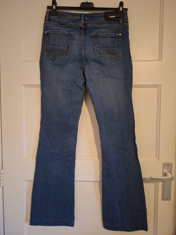 Bel & Bo jeans regular rise flared maat 36