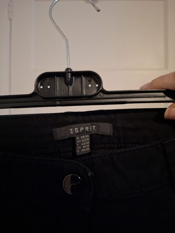 20260129_162021 Esprit zwarte broek maat 38