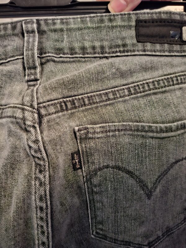 Levi's grijze jeans maat 28 (ingekort)