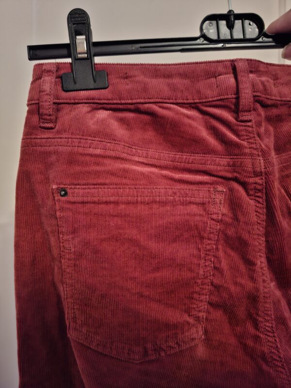 Esprit donkerrode ribbroek slim fit maat 28