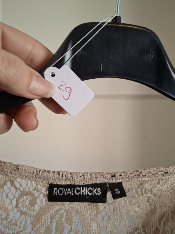 Royal Chicks dames T-shirt kant Forever Young beige maat S