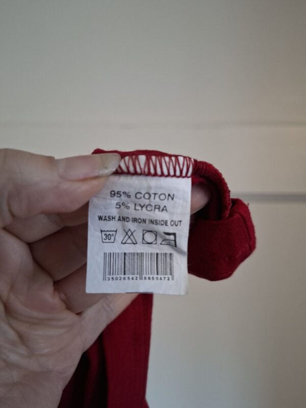 Bundel 2 topjes Emporio Armani rood en ENJOY groen maat M