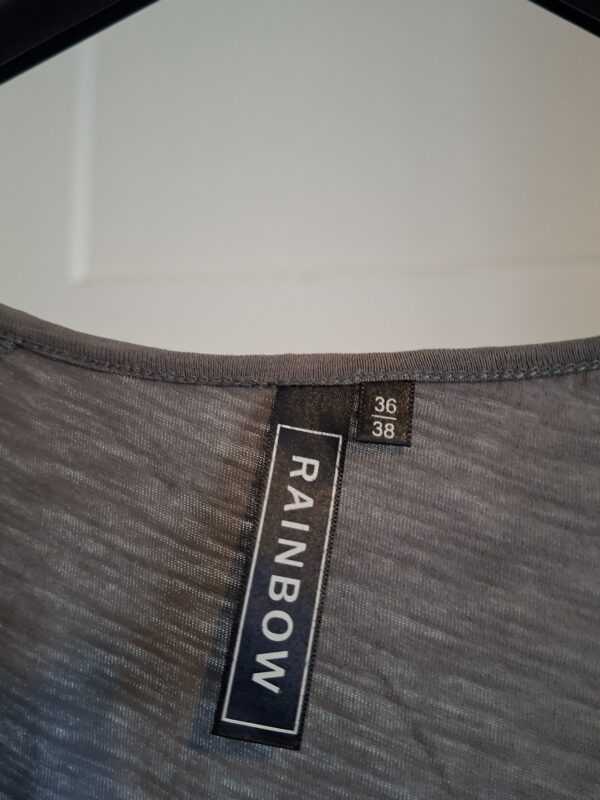 20260131_135357 Rainbow dames T-shirt grijs Love bloemen maat 36/38