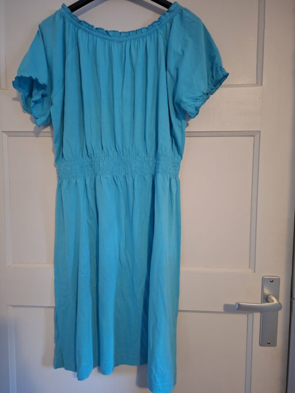 Dames jurk turquoise off-shoulder maat M
