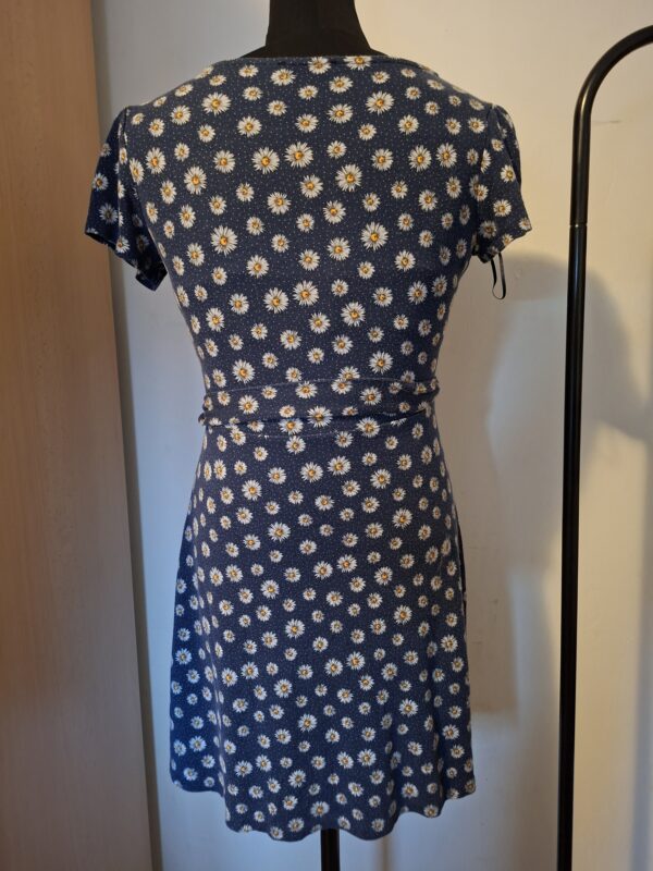 EDC (Esprit) overslagjurk madeliefjes maat M