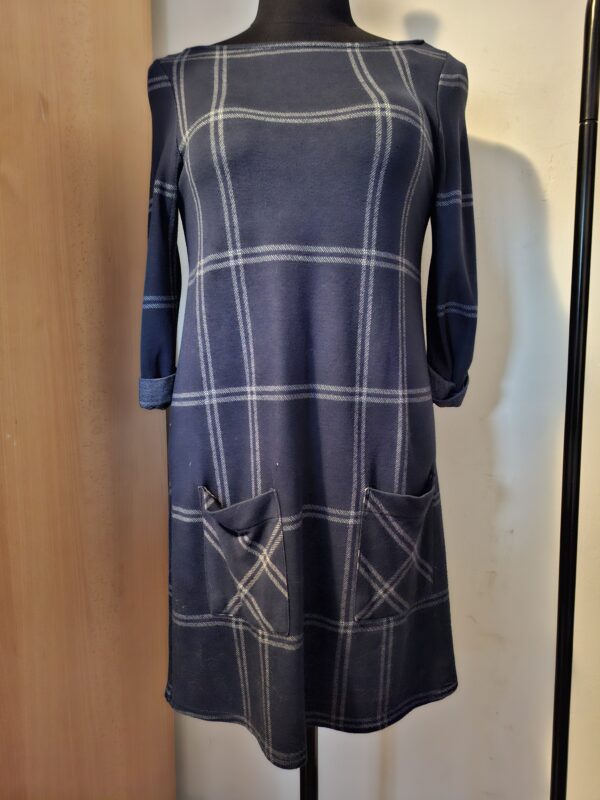Atmosphere donkerblauwe jurk met ruit maat 42