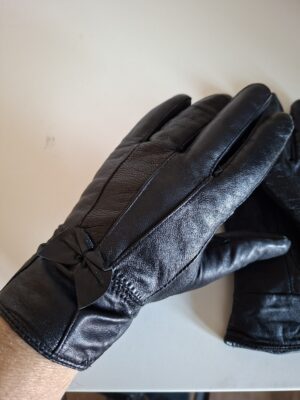 Kalfsleren zwarte dames handschoenen