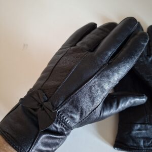 Kalfsleren zwarte dames handschoenen