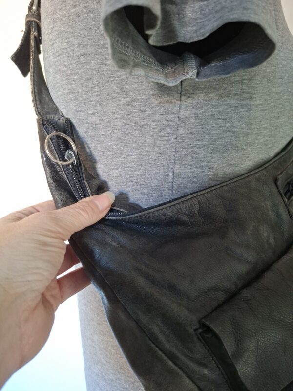 Zwarte kalfsleren schoudertas