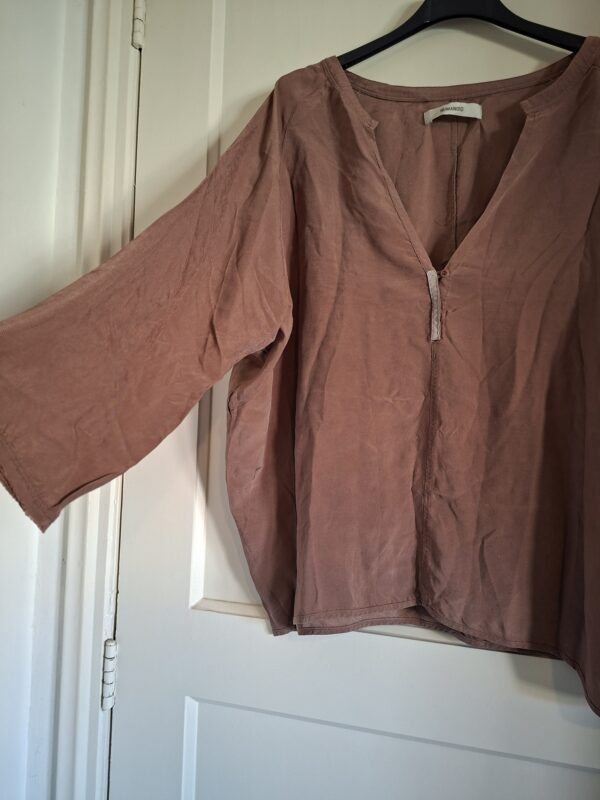 20260207_140128 Humanoid bruine blouse met ritssluiting - maat M